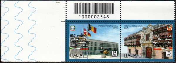 Relazioni diplomatiche tra Italia e Perù - 150° anniversario - francobollo con codice a barre  n°  2548   in  ALTO  a  sinistra